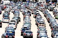 Pháp: Căng thẳng giao thông 3 ngày cuối tuần