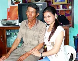 Hoa hậu Những miền đất võ Bùi Thị Thanh Thảo: Không quên những trẻ em nghèo ảnh 2