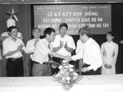 IDICO Ký hợp đồng BT đường Đỗ Xá - Quan Sơn và các dự án hoàn vốn với Sở Giao thông Vận tải Hà Tây