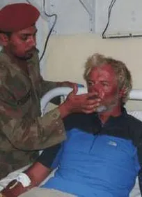 Tai nạn khủng khiếp trên đỉnh núi cao thứ nhì thế giới - Chuyện kể của người sống sót