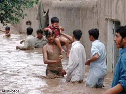 Lụt lội tại Pakistan: 35 người chết, 200.000 người sơ tán