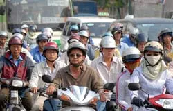 Coi chừng bệnh vì… tiếng ồn và khí thải!