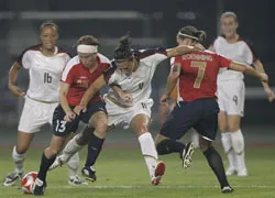 ĐKVĐ Mỹ sập hầm ! ảnh 2