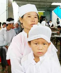 Đà Nẵng: Sét đánh, chồng chết, vợ đang mang thai bị thương