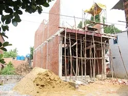 Chiếm đất quốc phòng, xây dựng trái phép tràn lan