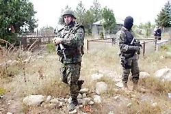 Quân đội Gruzia bao vây thủ phủ Nam Ossetia