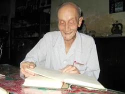 Còn sống, còn tìm cách giúp người nghèo