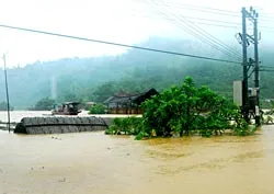 Lũ quét tàn phá miền núi phía Bắc