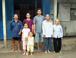 Nhân mùa Vu Lan 2008: Đạo hiếu mãi trường tồn