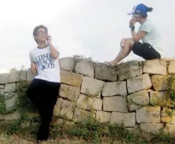 Nghiện… điện thoại!