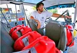 Florida ban bố tình trạng khẩn cấp