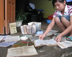 Học sinh vùng lũ lo ngày khai trường ! ảnh 2