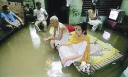 Mưa bão nghiêm trọng ở Nam Á và châu Mỹ