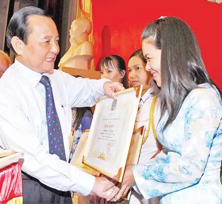 TPHCM tổ chức trọng thể lễ kỷ niệm 120 năm Ngày sinh Chủ tịch Tôn Đức Thắng