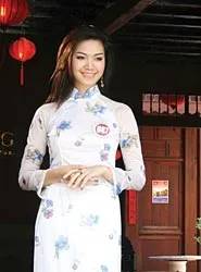 Thi Hoa hậu ảnh “Áo dài và phố cổ”