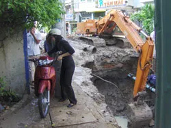 Công trình đào đường quá hạn thi công: Thách thức dư luận?