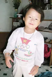 Xin hãy cứu lấy trái tim bé bỏng