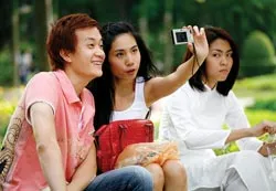 “Bỗng dưng muốn khóc”: Có vượt lên chính mình?