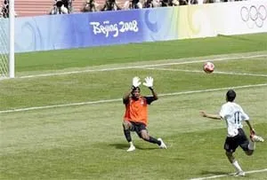 Chung kết bóng đá nam Olympic Bắc Kinh 2008: Argentina bảo vệ thành công ngôi vô địch ảnh 2