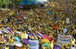 Thái Lan: Biểu tình tiếp diễn, Thủ tướng Samak Sundaravej "cứng rắn"