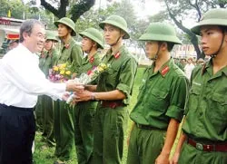 335 hạ sĩ quan, binh sĩ hoàn thành nghĩa vụ quân sự trở về địa phương