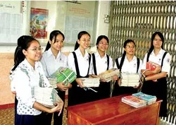 Sách giáo khoa phục vụ năm học mới: Tất cả học sinh đều có sách đến trường