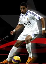 Vì sao Robinho ít khi lên tiếng?