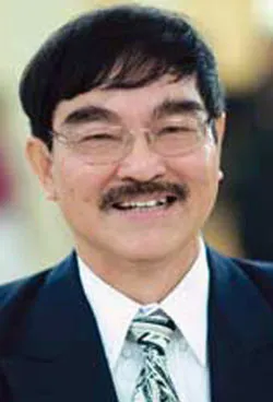 Người chuyên đóng vai vua