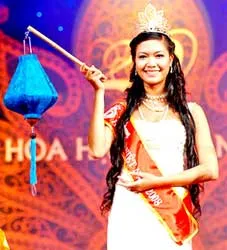 Hoa hậu phải là người có đức, có tài, được công chúng thừa nhận! ảnh 2