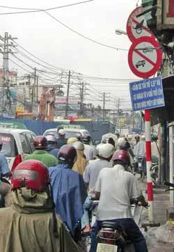 “Bẫy” biển báo?!