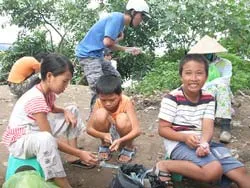 Hải Phòng - Tuổi thơ “dặt dẹo” nơi xóm liều!