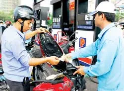 Lập hồ sơ xử lý những cây xăng “móc túi” người tiêu dùng