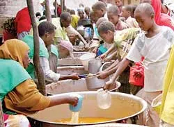 Chống xung đột, đói nghèo, kiến tạo hòa bình thế giới