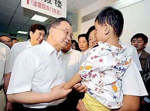 Vụ sữa nhiễm độc ở Trung Quốc: Thủ tướng Ôn Gia Bảo cam kết nghiêm trị các công ty vi phạm