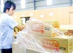 Trung Quốc: Cổ phiếu các công ty sữa rớt giá mạnh