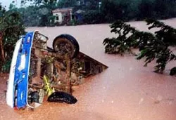 Miền Bắc mưa lớn, lũ lụt hoành hành, 26 người chết và mất tích ảnh 2