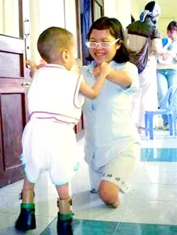 Đoàn nạn nhân chất độc da cam/dioxin Việt Nam đến Mỹ