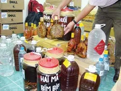 Bảo vệ quyền lợi người tiêu dùng : Cần sớm hoàn thiện khung pháp lý ảnh 2
