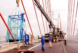 Cầu Rạch Miễu: Nối đôi bờ cách trở