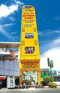 Phượng Tùng - Trường Ngoại ngữ tiêu chuẩn quốc tế