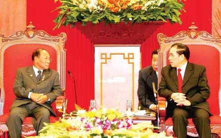 Tổng Bí thư Nông Đức Mạnh, Chủ tịch nước Nguyễn Minh Triết tiếp Chủ tịch Heng Samrin