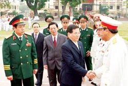 Chúc tết các đơn vị vũ trang thủ đô