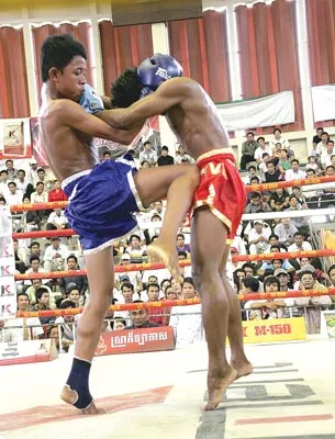 Xem đấu võ đài ở Phnom Penh ảnh 3