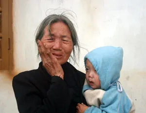 Nước mắt tràn bến sông Gianh