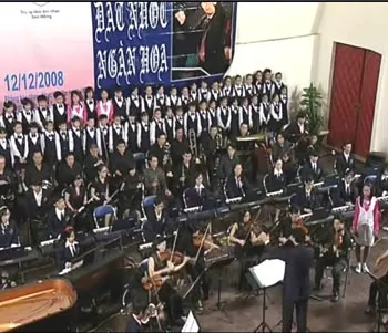 Chương trình nhạc giao hưởng thính phòng " Đất nước ngàn hoa"