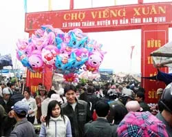 Tưng bừng các lễ hội cầu mùa màng bội thu