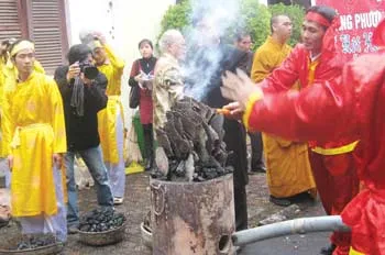 Hà Nội tổ chức lễ đúc trống đồng truyền thống