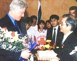 Trọn đời vì Đảng, vì dân - Bài 1: Làm thay những người ngã xuống