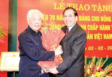 TPHCM mít tinh trọng thể kỷ niệm 79 năm Ngày thành lập Đảng CSVN