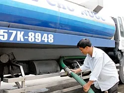 Mùa nắng năm nay: Lại lo thiếu nước sạch